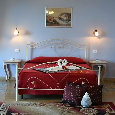 Hotel Casale Pettinato à Pizzo  Extérieur photo